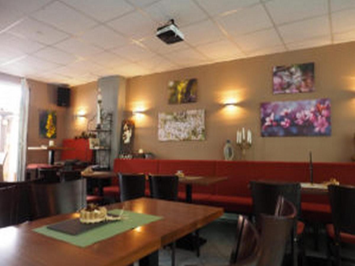 Weincafe Korkenzieher Briedel Zewnętrze zdjęcie